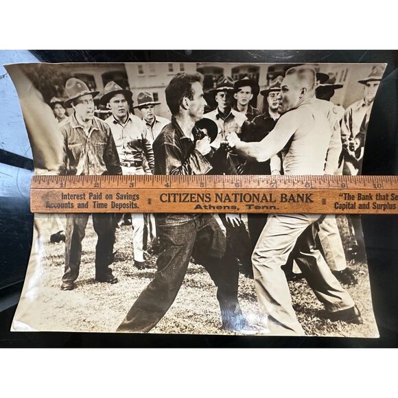 Vintage ‘From Here to Eternity’ 1953 Montgomery Clift Harry Bellaver Fight Scene - Picture 14 of 14